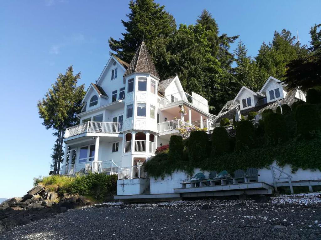 Vancouver Island Castle Cove Inn Шамейнес Екстер'єр фото